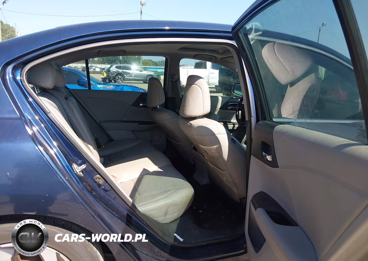 2017 Honda Accord Ex-L VIN:1HGCR2F87HA166048 - 8