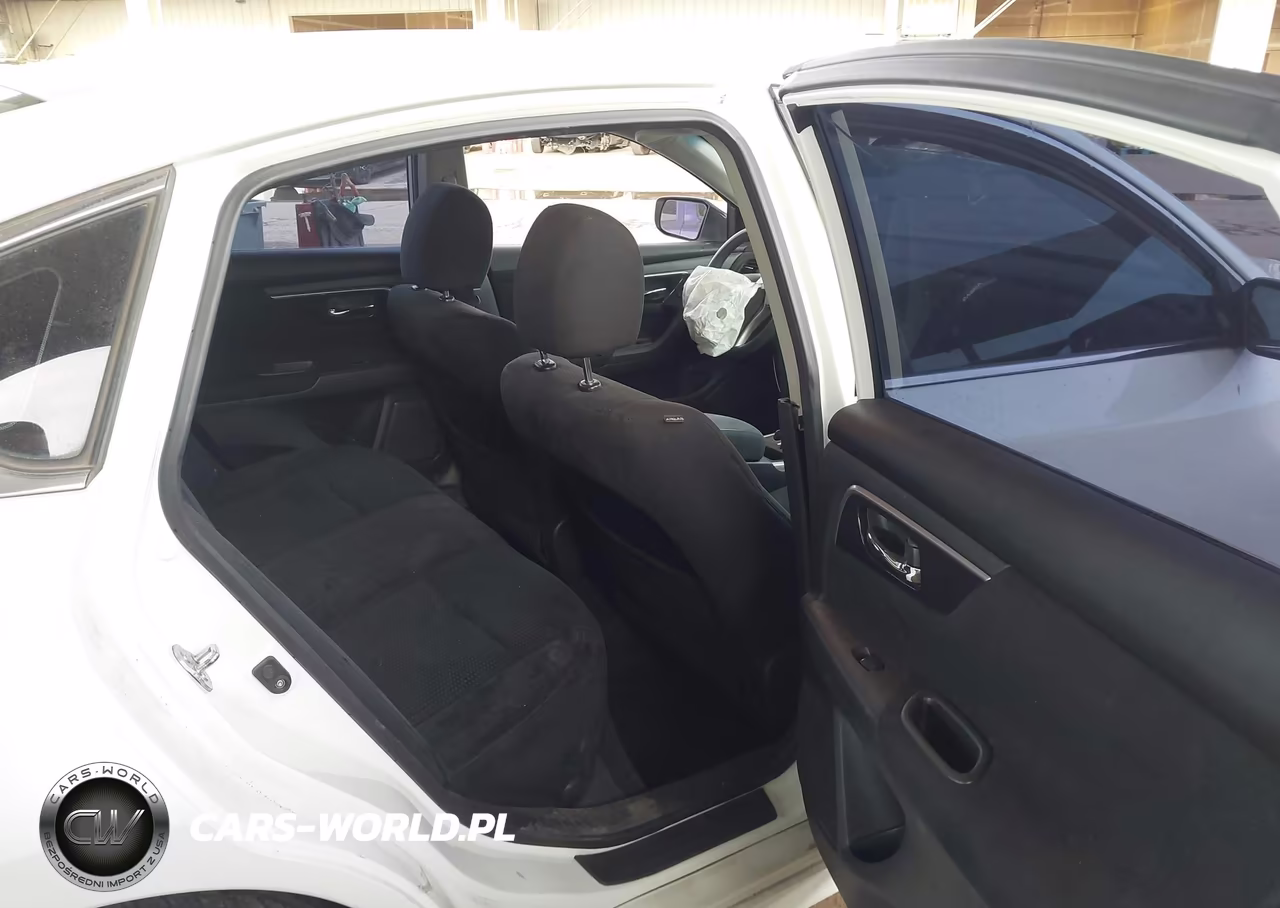 2014 Nissan Altima 2.5 S VIN:1N4AL3AP1EN355672 - 8