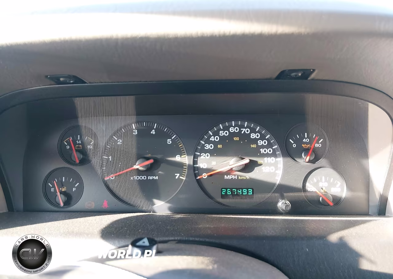 2000 Jeep Grand Cherokee Laredo VIN:1J4GW48N5YC412150 - 7