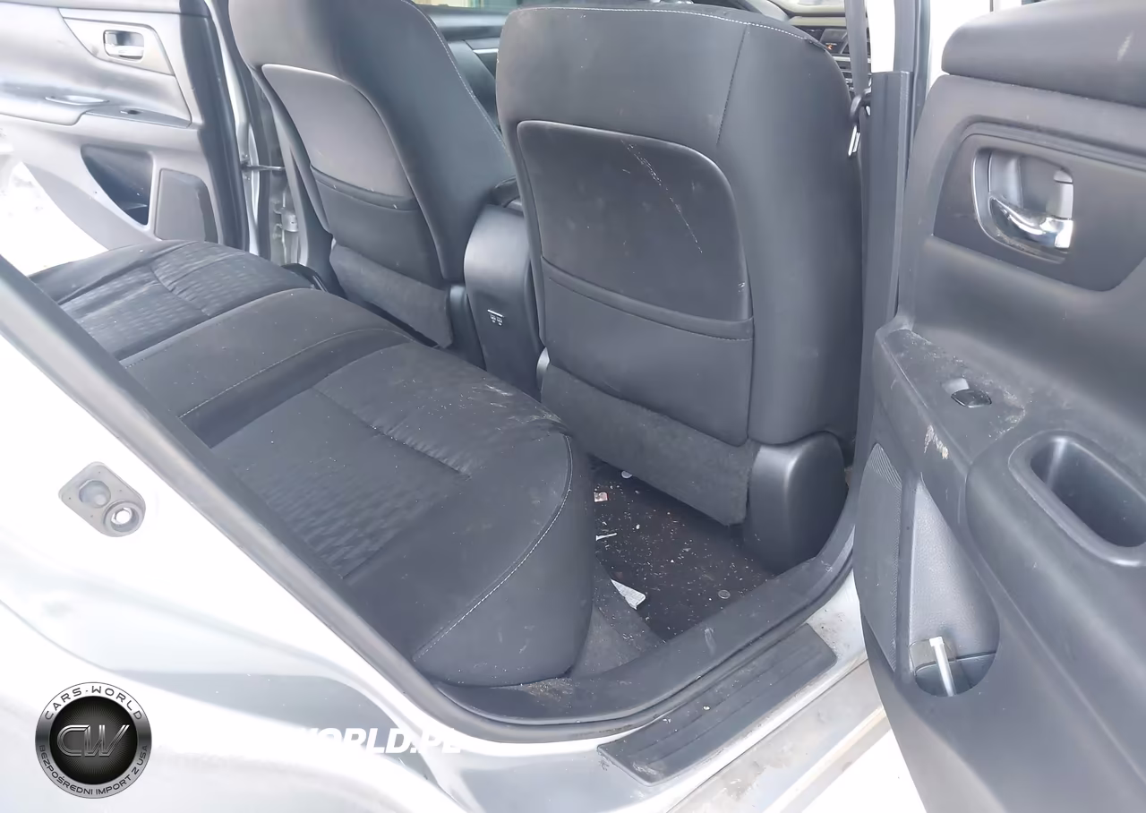 2018 Nissan Altima 2.5 S VIN:1N4AL3AP9JC276952 - 8