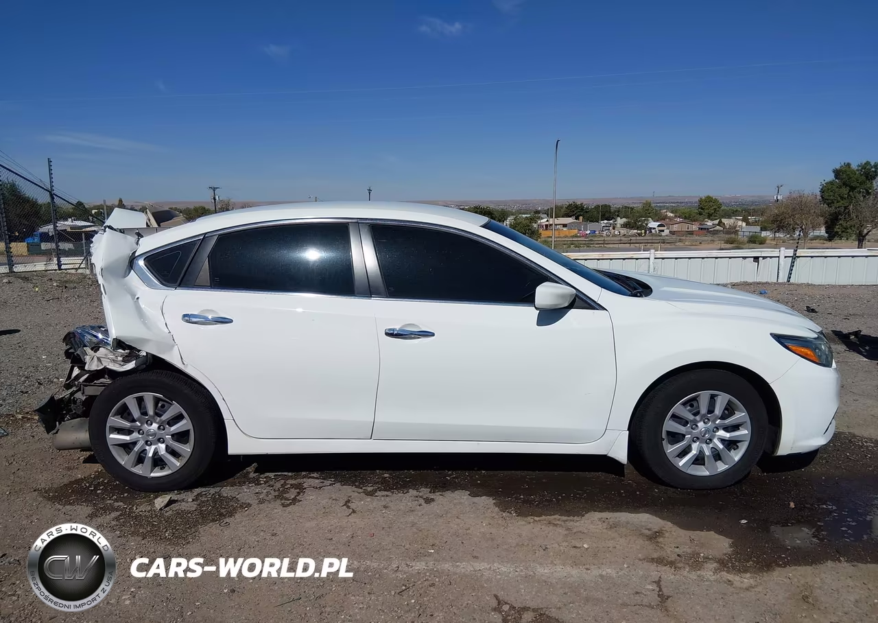 2017 Nissan Altima 2.5 S VIN:1N4AL3AP4HN344119 - 13
