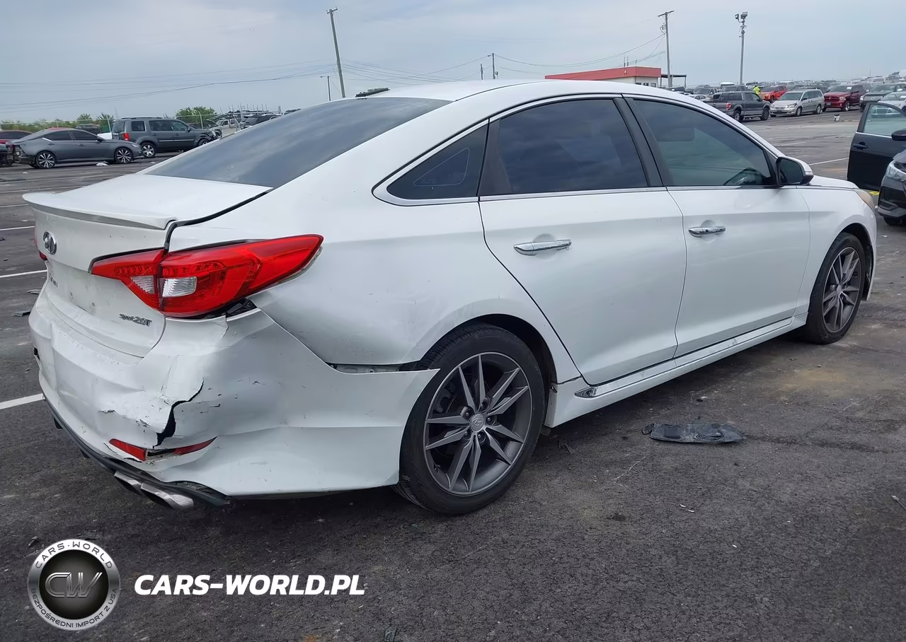 2015 Hyundai Sonata Sport 2.0T VIN:5NPE34AB0FH038358 - 4