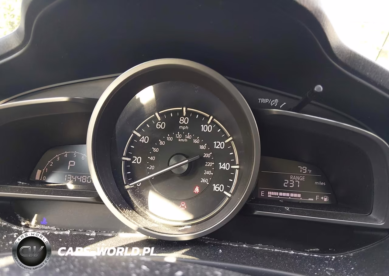 2017 Mazda Mazda3 Sport VIN:3MZBN1U71HM140796 - 7