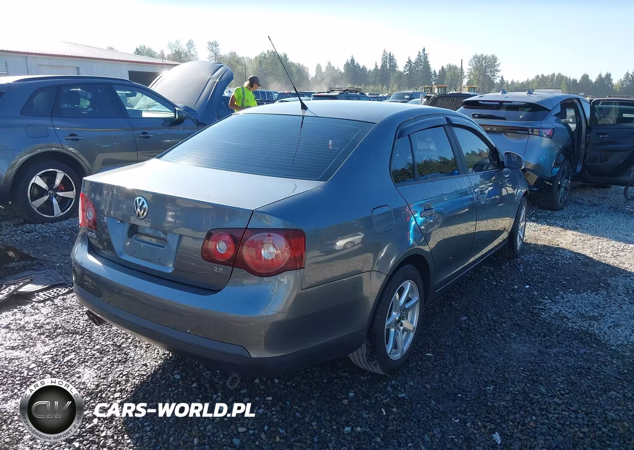 2008 Volkswagen Jetta S VIN:3VWJZ71KX8M094865 - 4