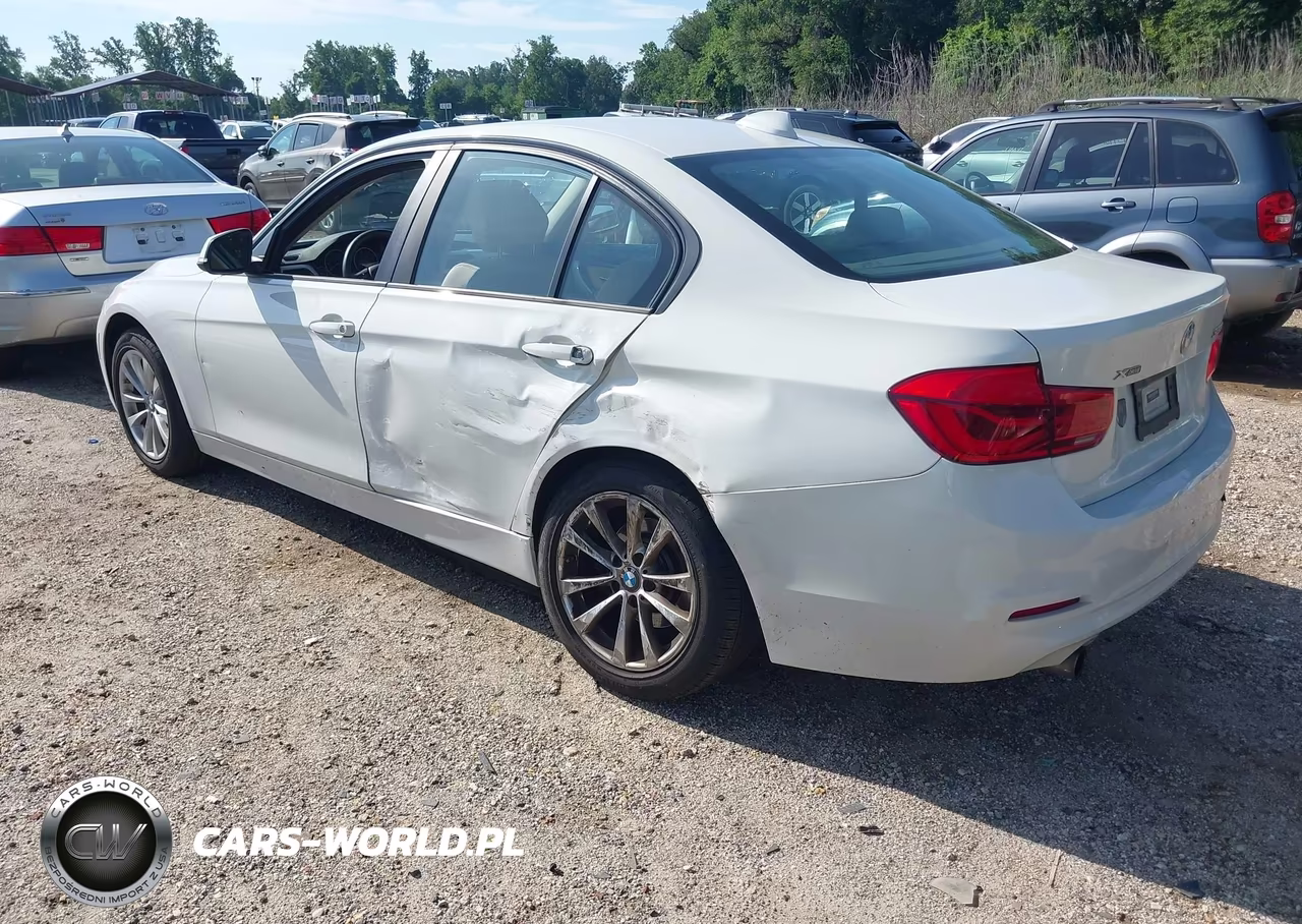 2018 BMW 320I xDrive VIN:WBA8A3C52JA499692 - 3