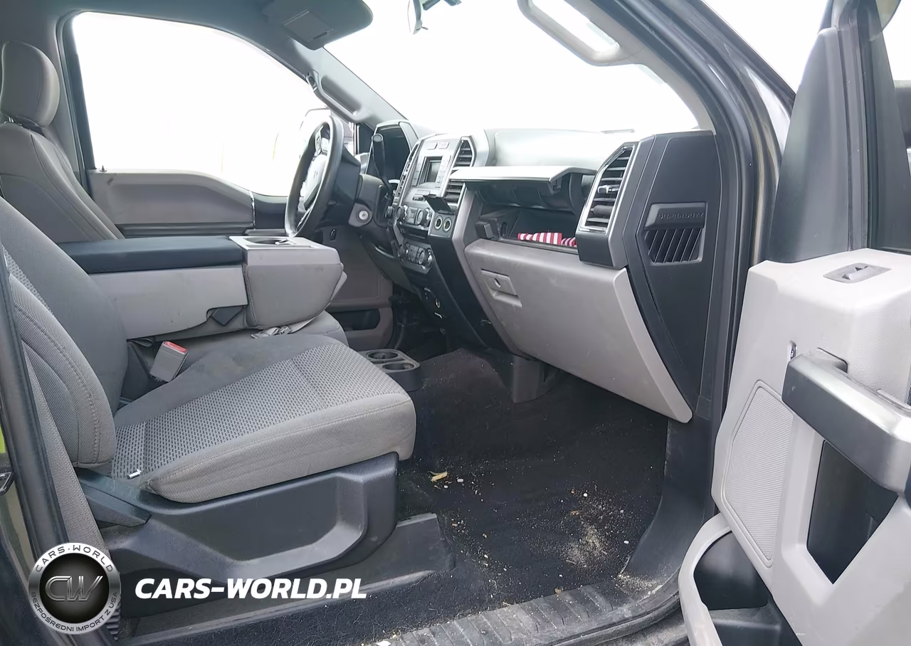 2018 Ford F-250 Xlt VIN:1FT7W2B66JEB10615 - 5