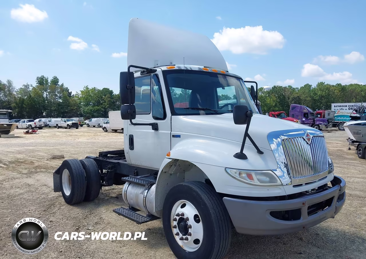 2013 International 4000 4400