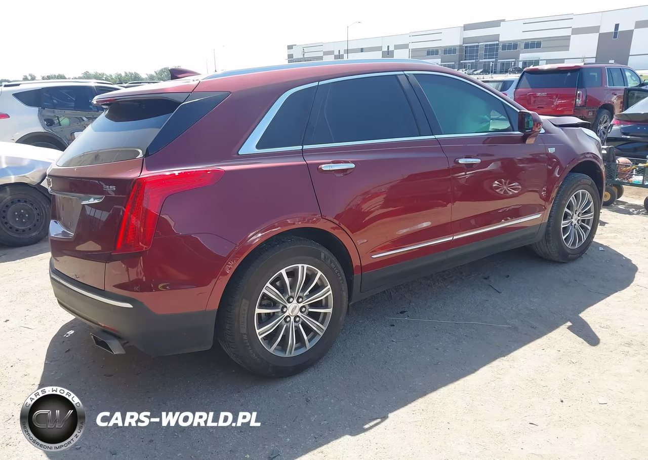 2017 Cadillac Xt5 Luxury VIN:1GYKNBRS6HZ179463 - 4