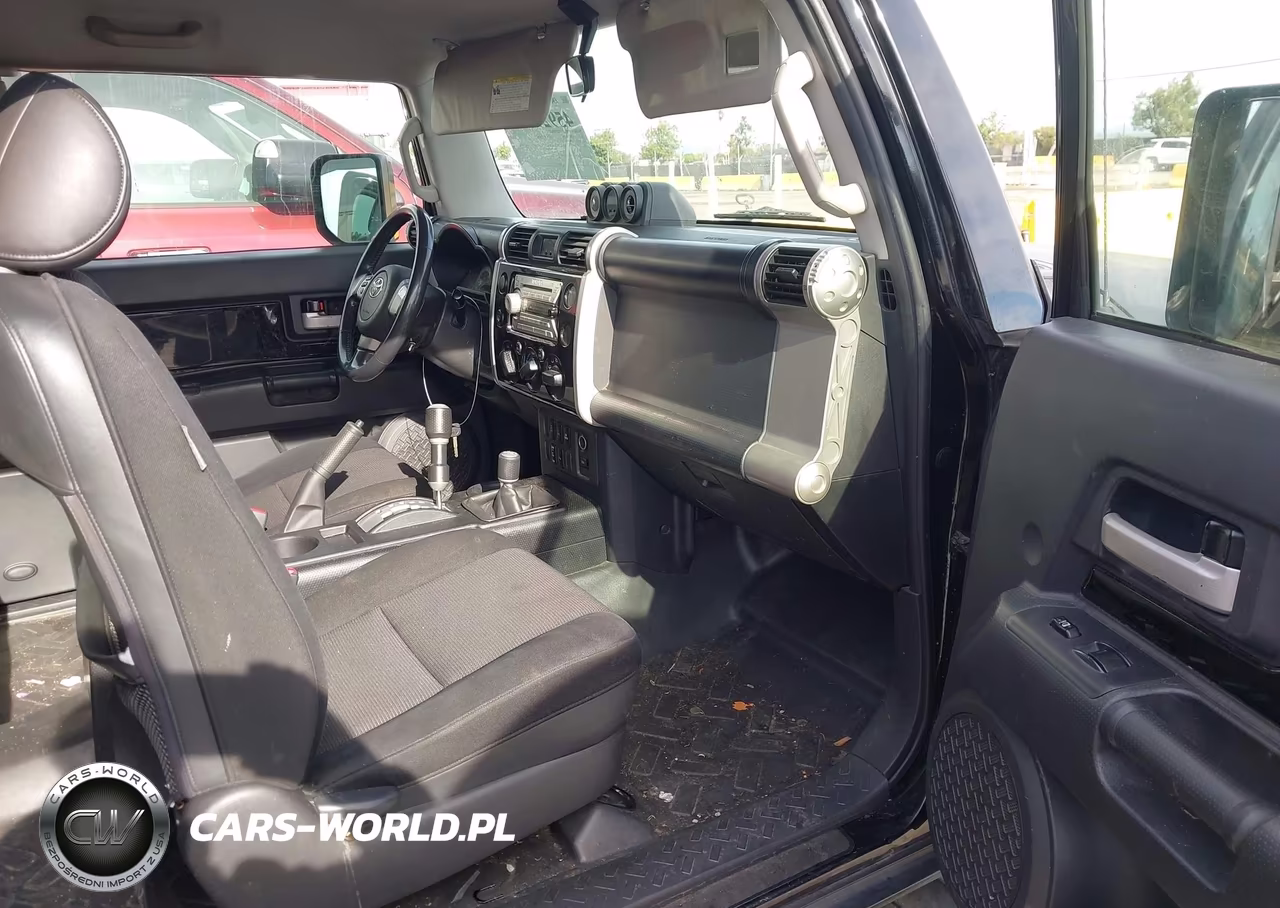 2007 Toyota Fj Cruiser VIN:JTEBU11F670087947 - 5