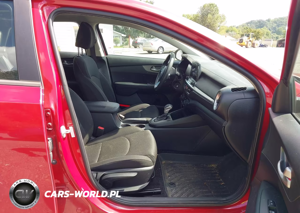2019 Kia Forte Lxs VIN:3KPF24ADXKE009988 - 5