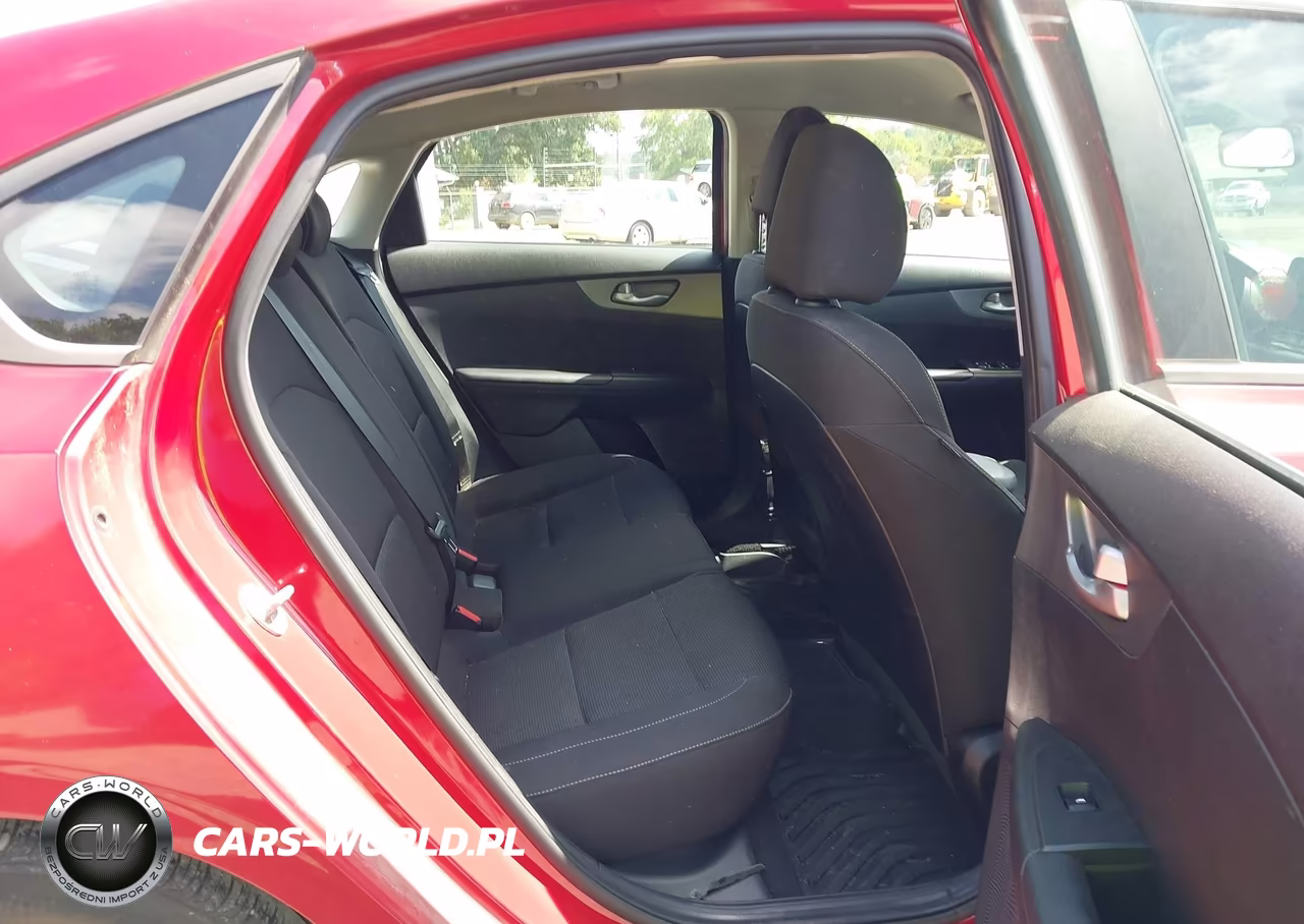 2019 Kia Forte Lxs VIN:3KPF24ADXKE009988 - 8