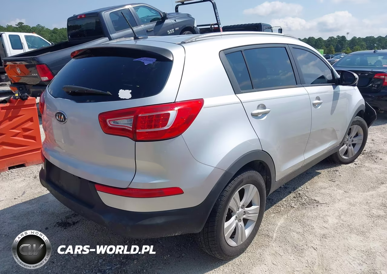 2012 Kia Sportage Lx VIN:KNDPB3A27C7208382 - 4