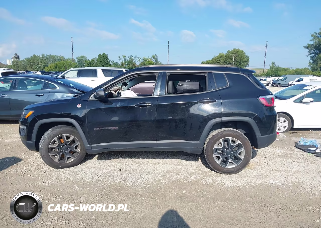 2018 Jeep Compass Trailhawk 4X4 VIN:3C4NJDDB3JT314672 - 14