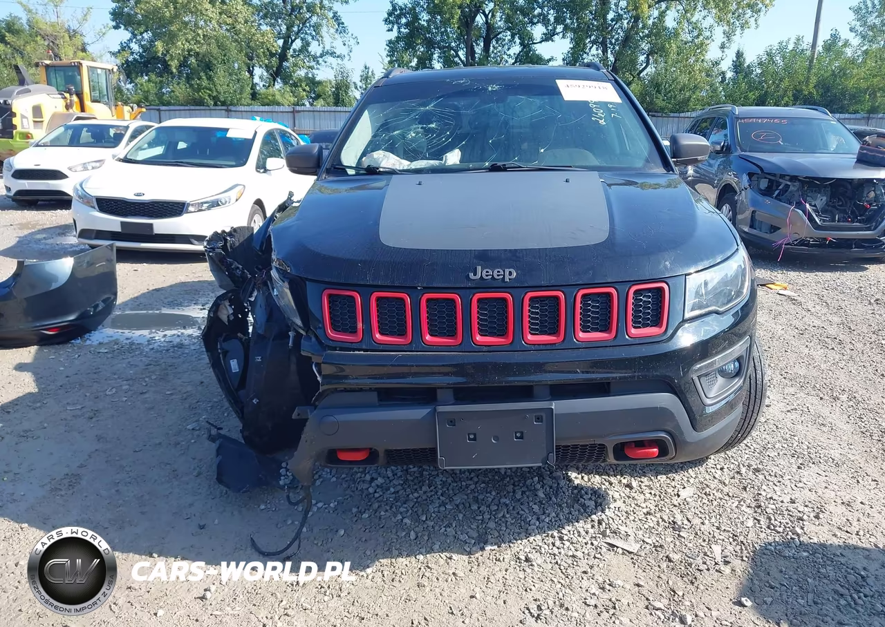 2018 Jeep Compass Trailhawk 4X4 VIN:3C4NJDDB3JT314672 - 6