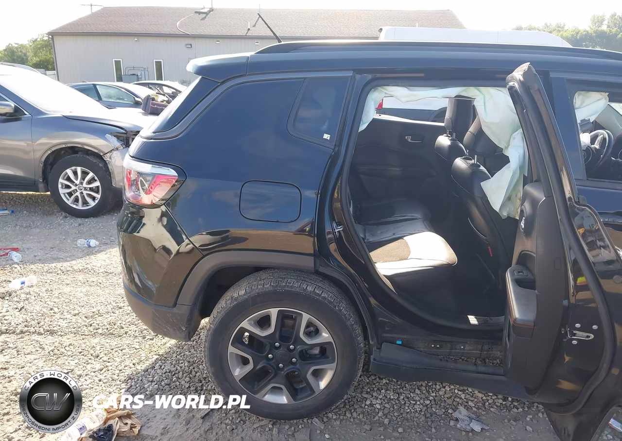 2018 Jeep Compass Trailhawk 4X4 VIN:3C4NJDDB3JT314672 - 8