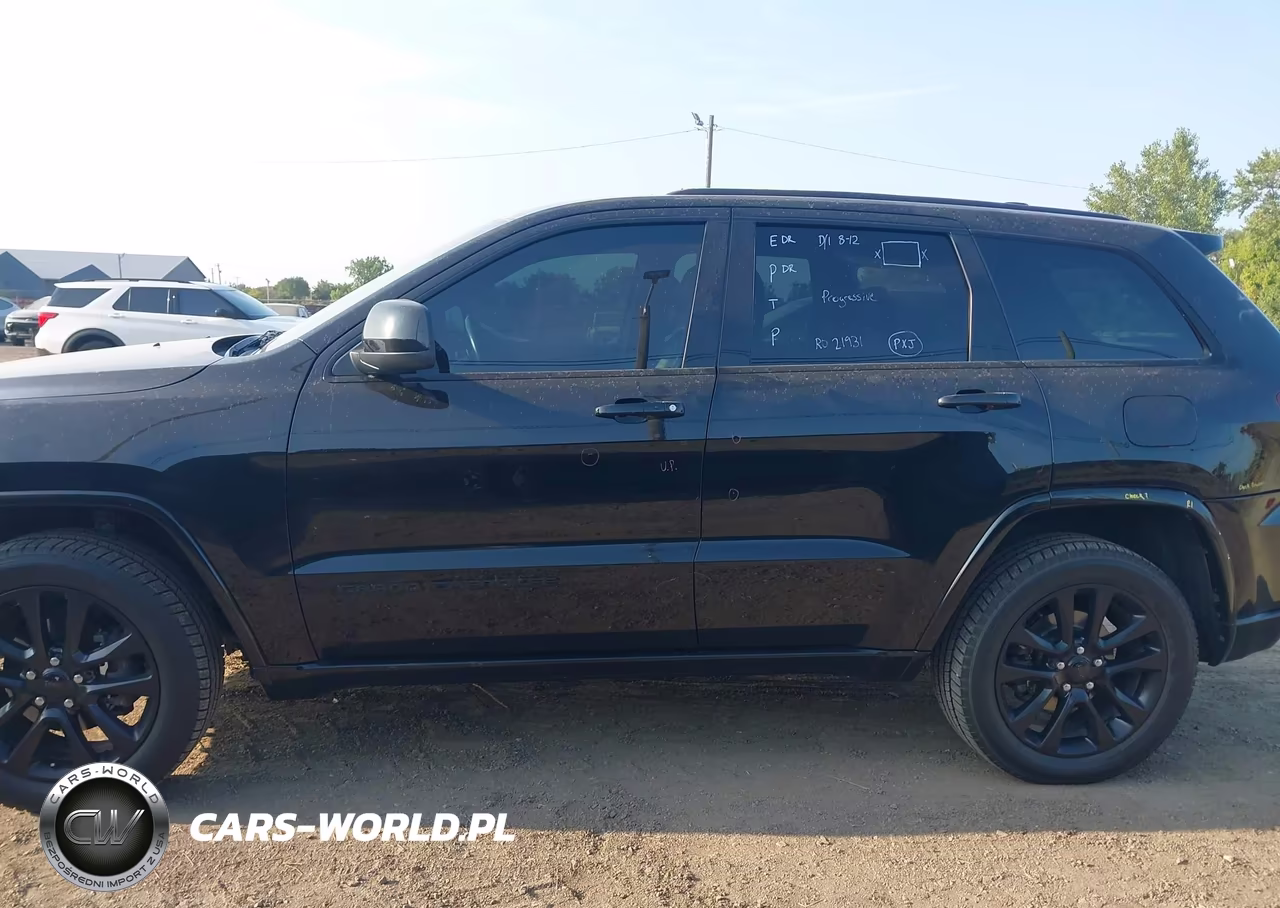 2017 Jeep Grand Cherokee Altitude VIN:1C4RJFAG8HC919256 - 14