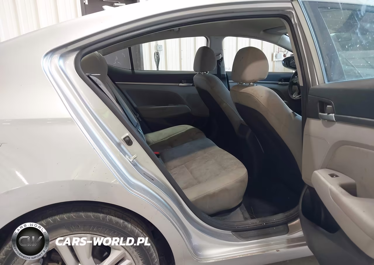 2020 Hyundai Elantra Sel VIN:5NPD84LF8LH551592 - 8
