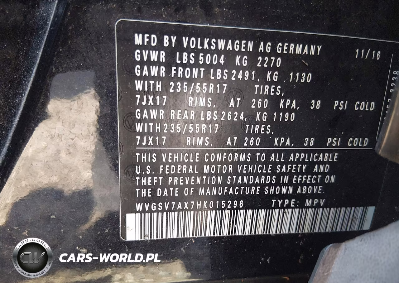 2017 Volkswagen Tiguan 2.0T Wolfsburg Edition VIN:WVGSV7AX7HK015296 - 9