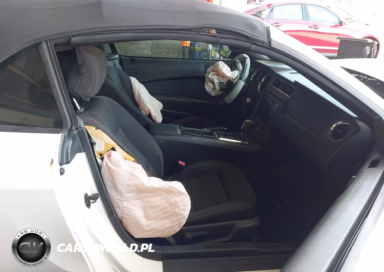 2013 Ford Mustang V6 VIN:1ZVBP8EMXD5221979 - 5
