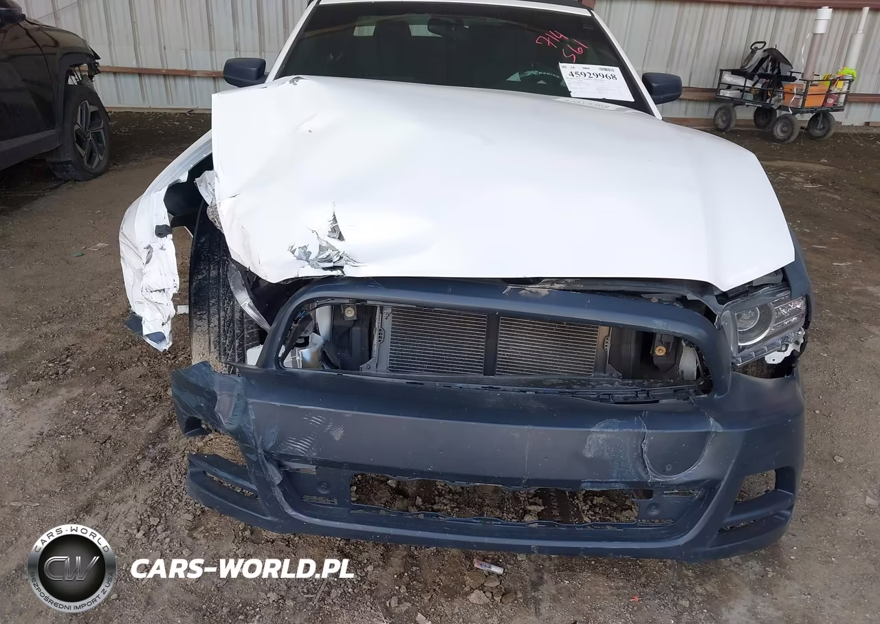 2013 Ford Mustang V6 VIN:1ZVBP8EMXD5221979 - 6