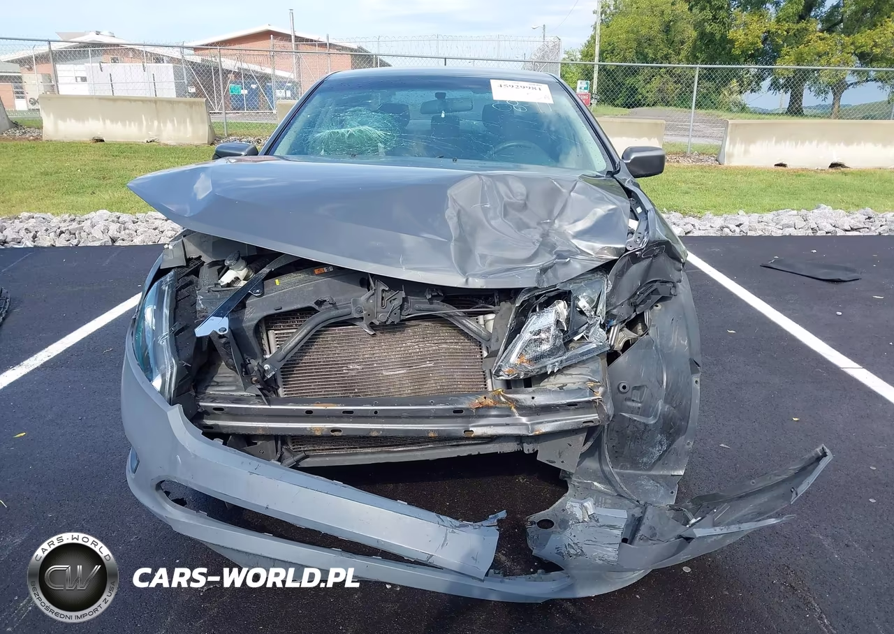 2011 Ford Fusion Se VIN:3FAHP0HA1BR119678 - 12