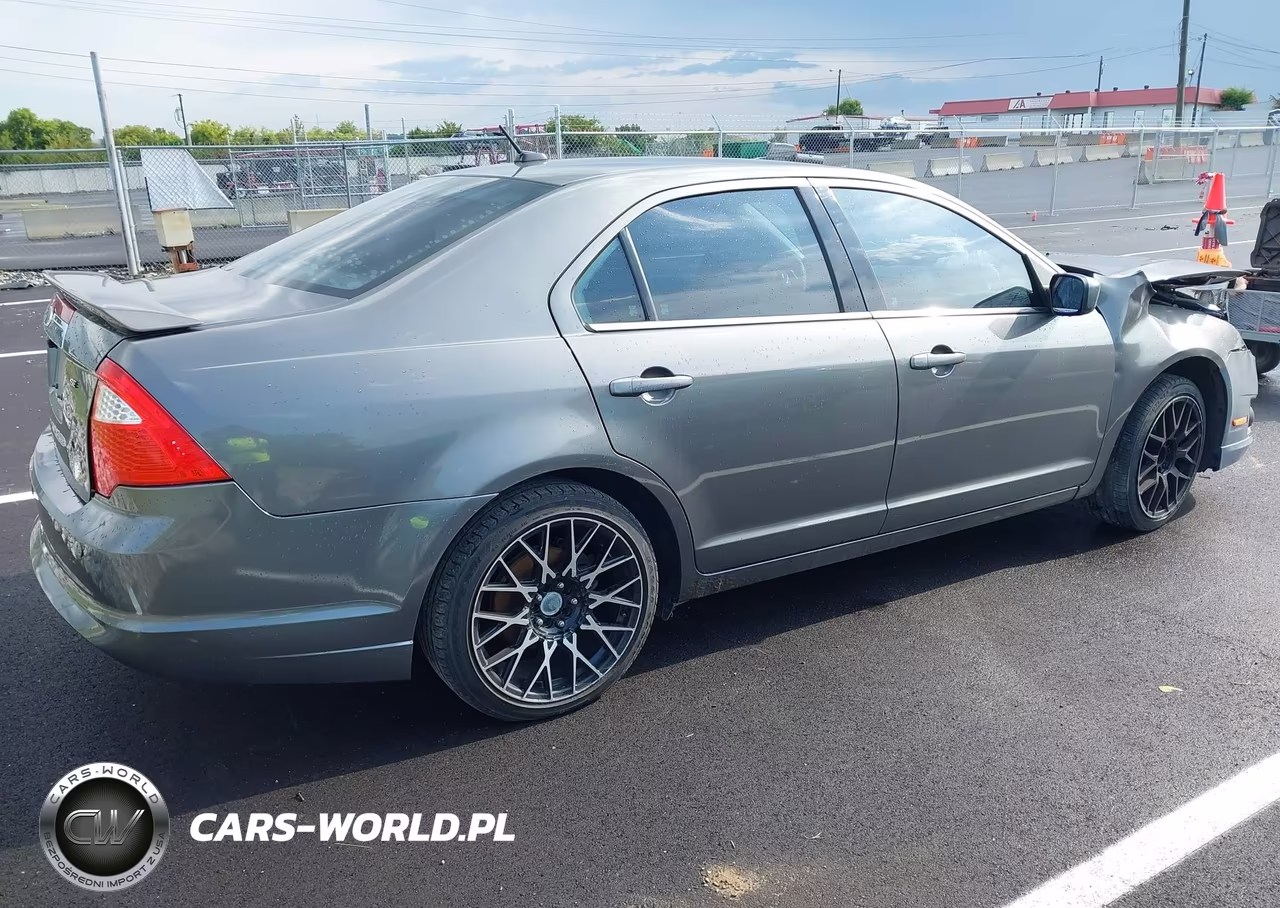 2011 Ford Fusion Se VIN:3FAHP0HA1BR119678 - 4