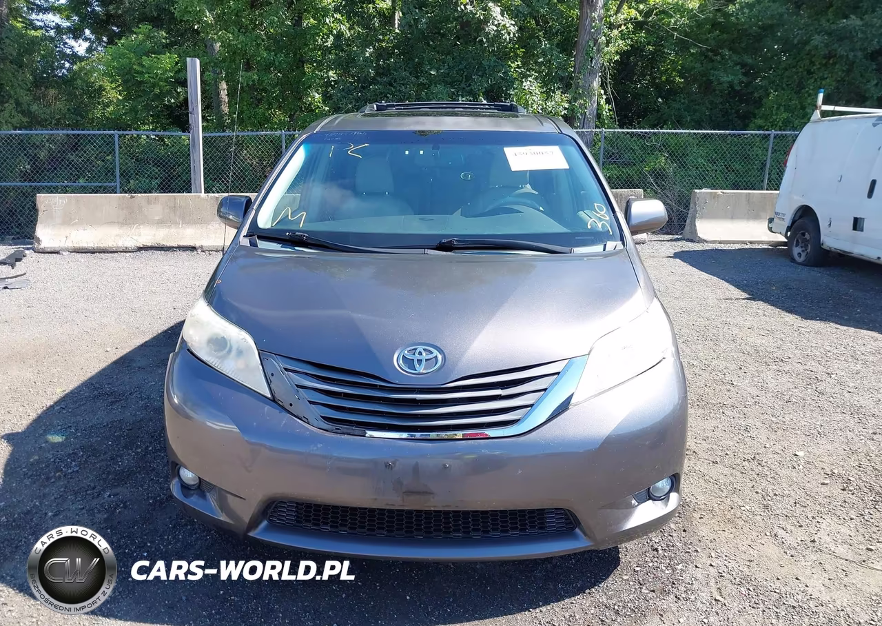 2013 Toyota Sienna Xle V6 8 Passenger VIN:5TDYK3DC5DS308092 - 12