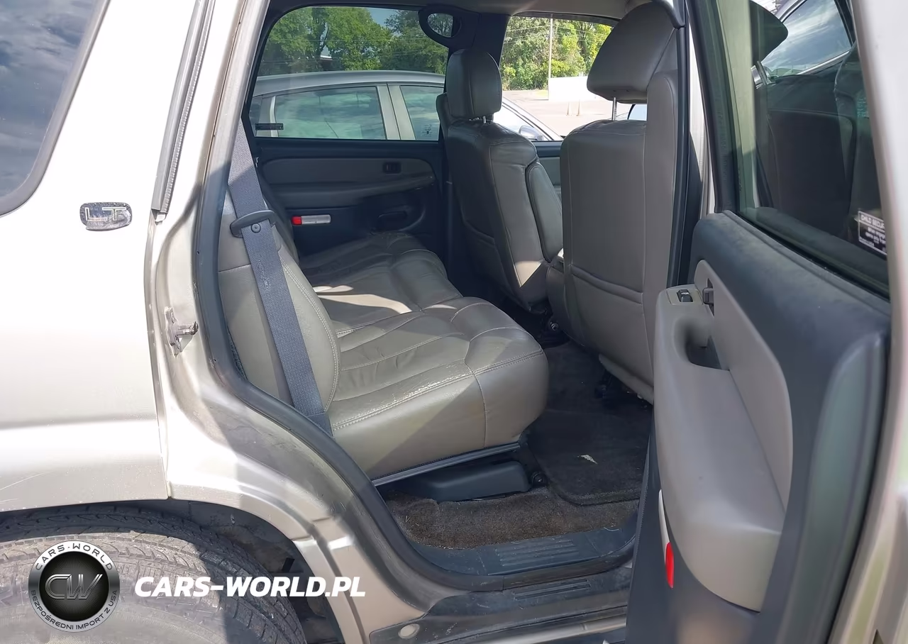 2000 Chevrolet Tahoe All New Lt VIN:1GNEC13TXYJ107109 - 8