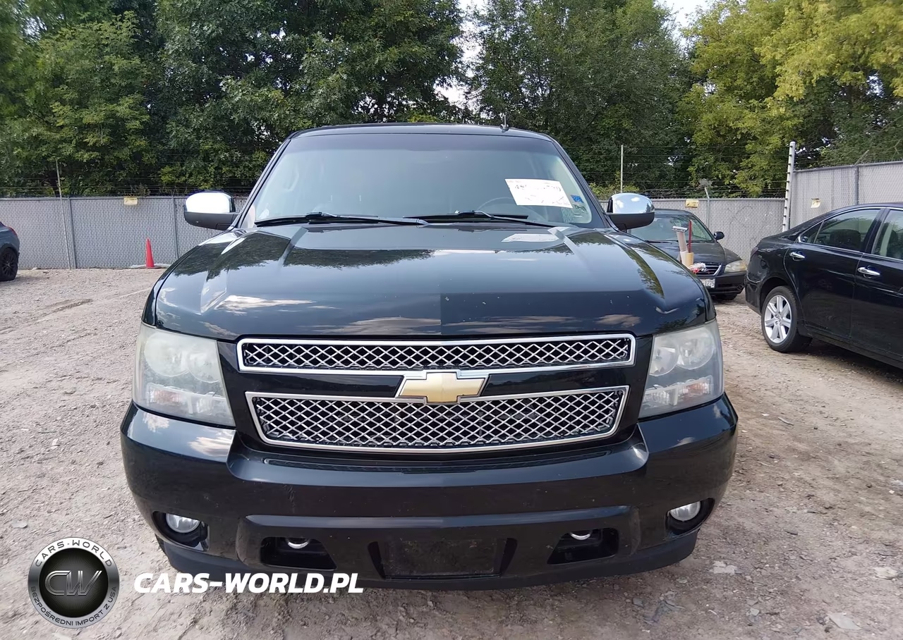 2011 Chevrolet Tahoe Ltz VIN:1GNSKCE00BR364986 - 12