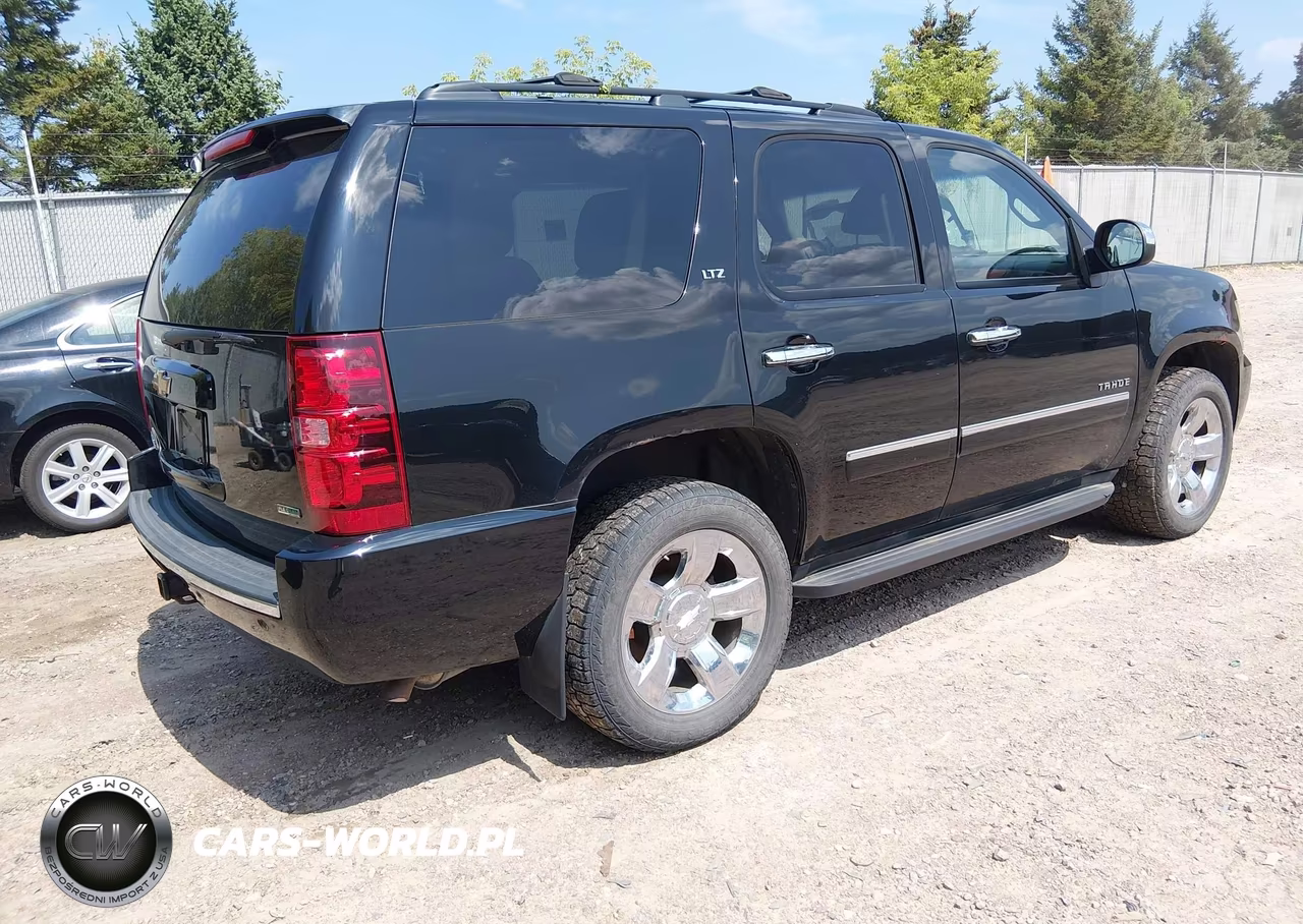 2011 Chevrolet Tahoe Ltz VIN:1GNSKCE00BR364986 - 4