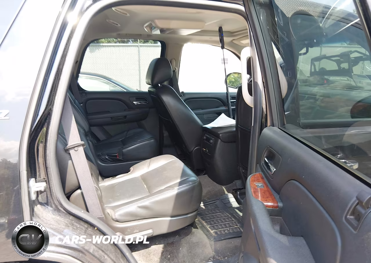 2011 Chevrolet Tahoe Ltz VIN:1GNSKCE00BR364986 - 8