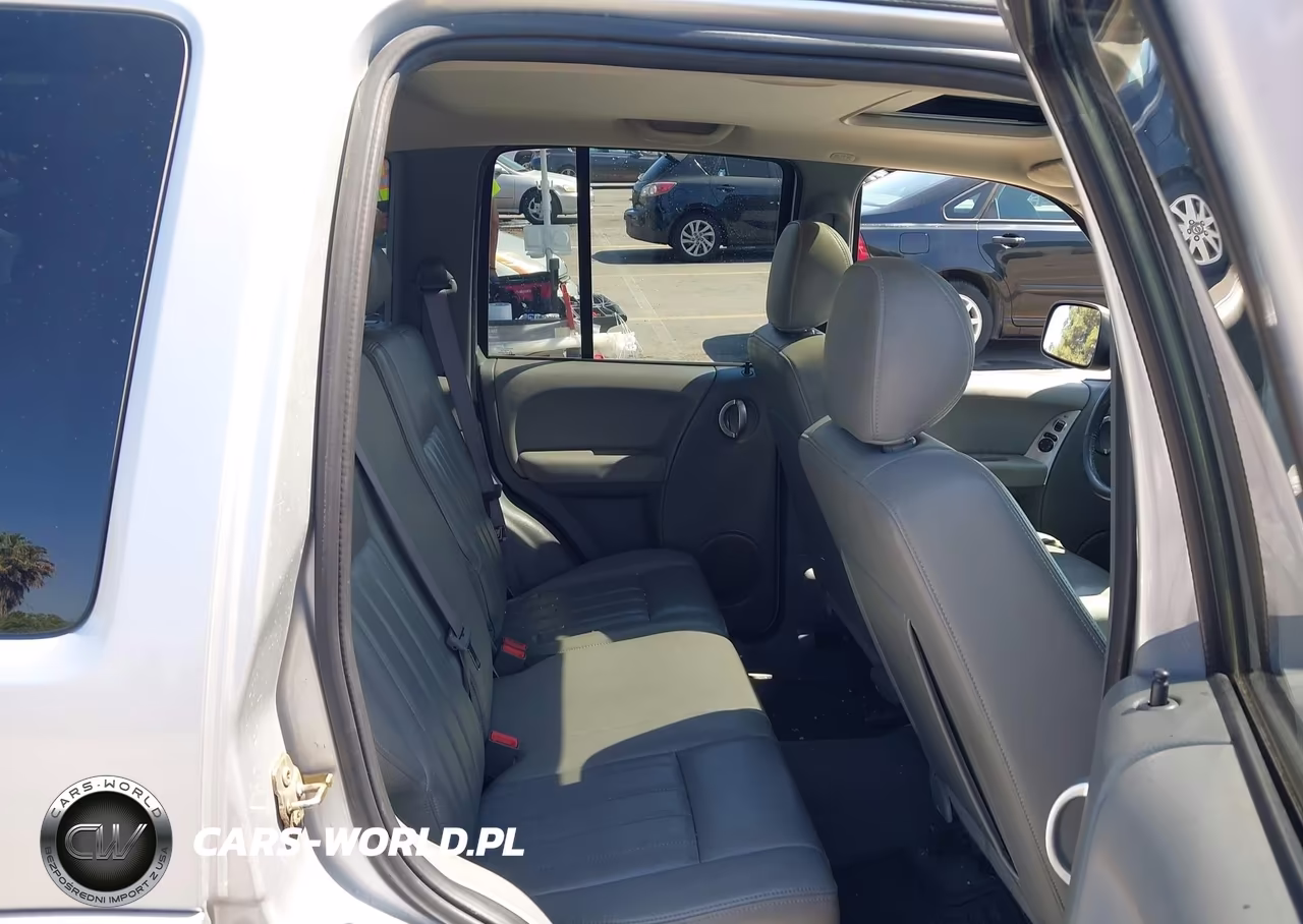2007 Jeep Liberty Limited Edition VIN:1J8GL58K57W512264 - 8