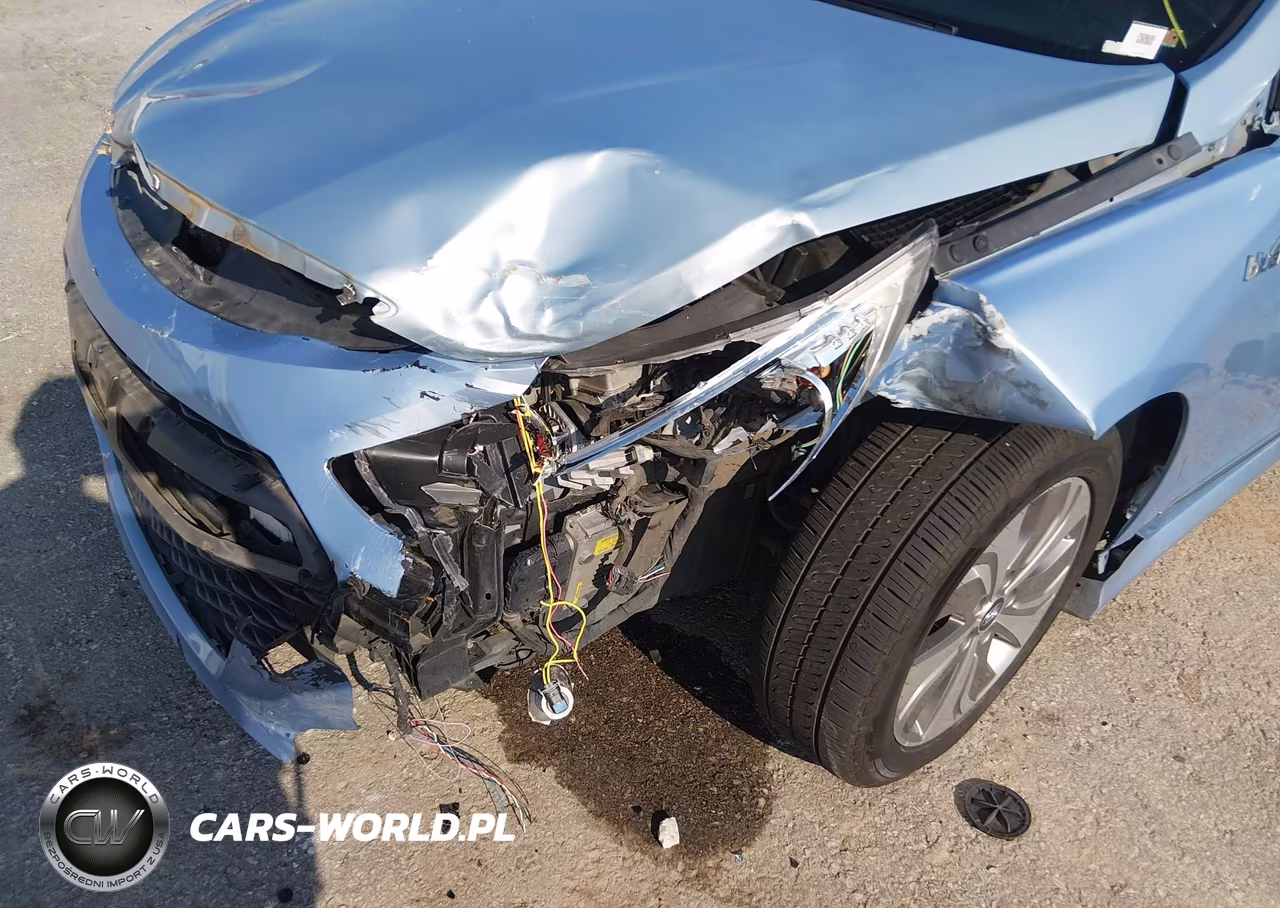 2015 Hyundai Sonata Hybrid Limited VIN:KMHEC4A47FA132418 - 6
