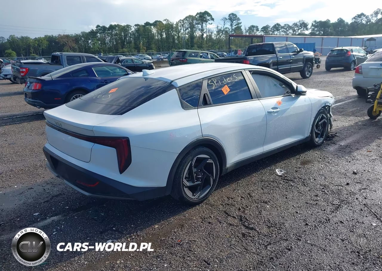 2025 Kia K4 Ex VIN:3KPFU4DE5SE023862 - 4