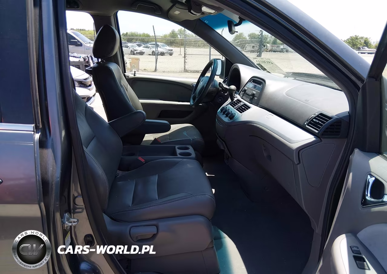 2010 Honda Odyssey Lx VIN:5FNRL3H23AB109707 - 5