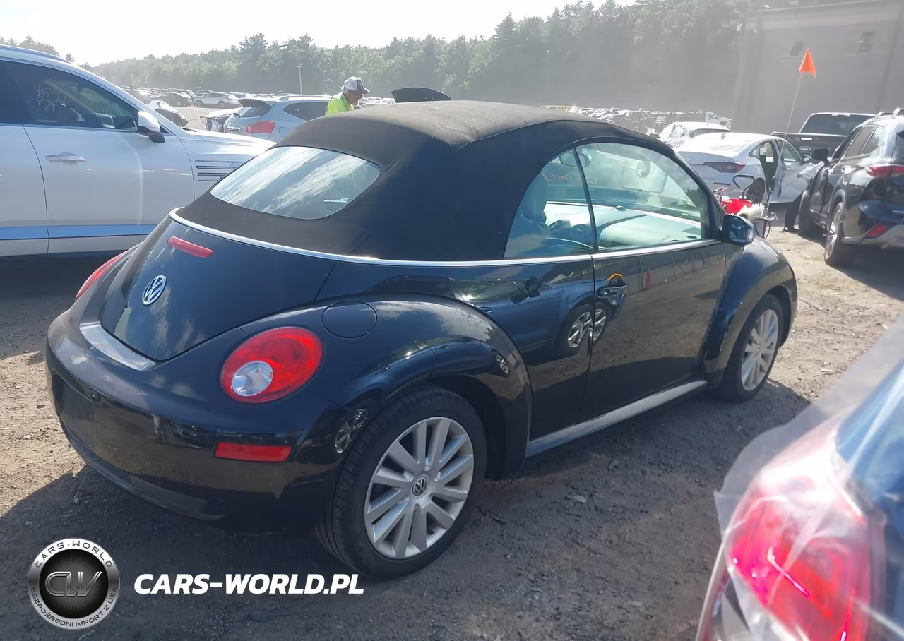 2010 Volkswagen New Beetle 2.5L-2.5L Final Edition VIN:3VWRG3AL5AM002187 - 4