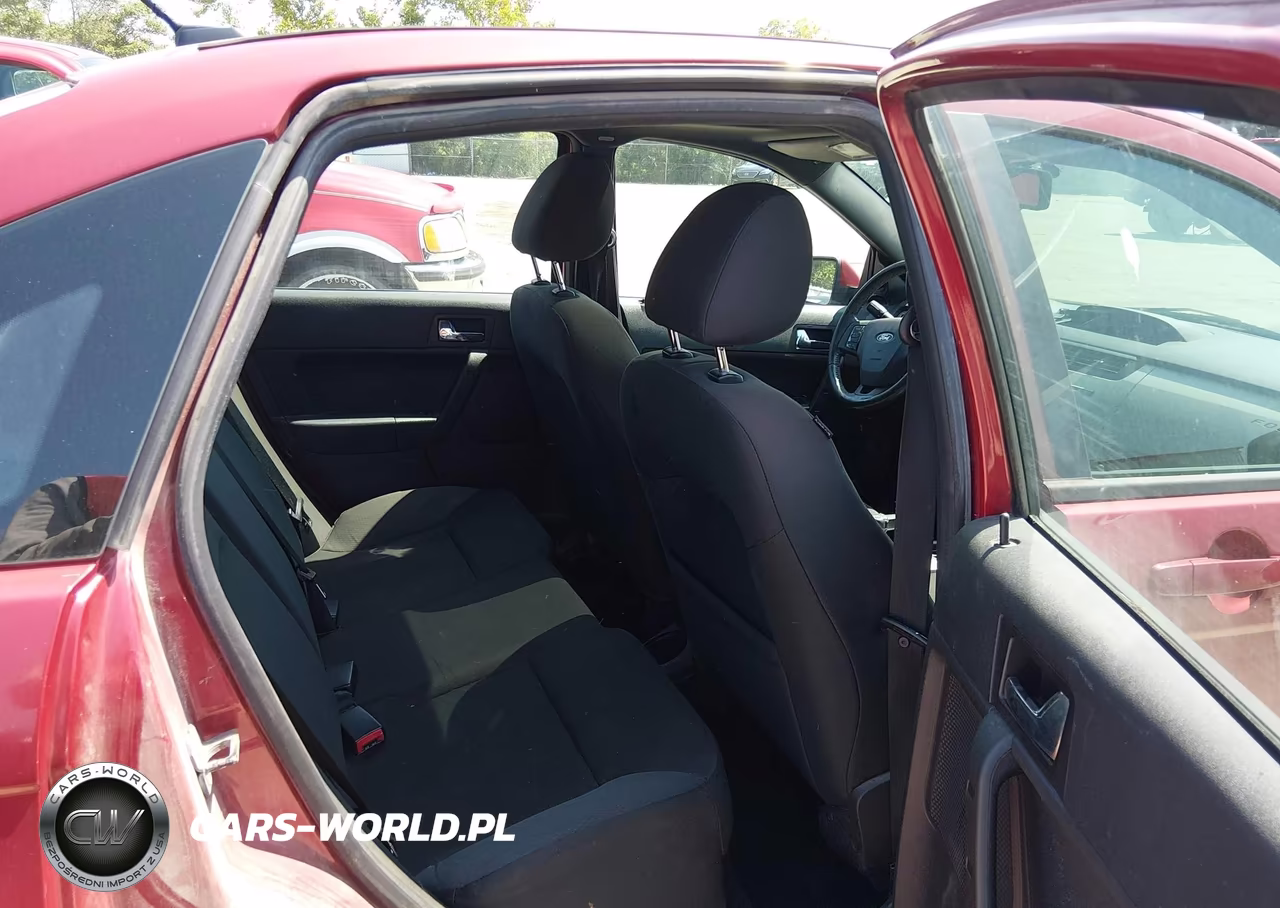 2009 Ford Focus Ses VIN:1FAHP36N39W116649 - 6