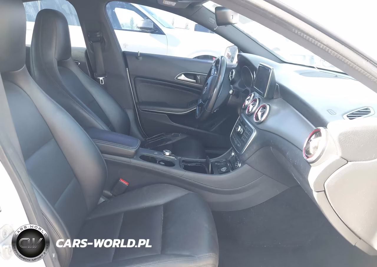 2014 Mercedes-Benz Cla 250 VIN:WDDSJ4EB2EN082465 - 5
