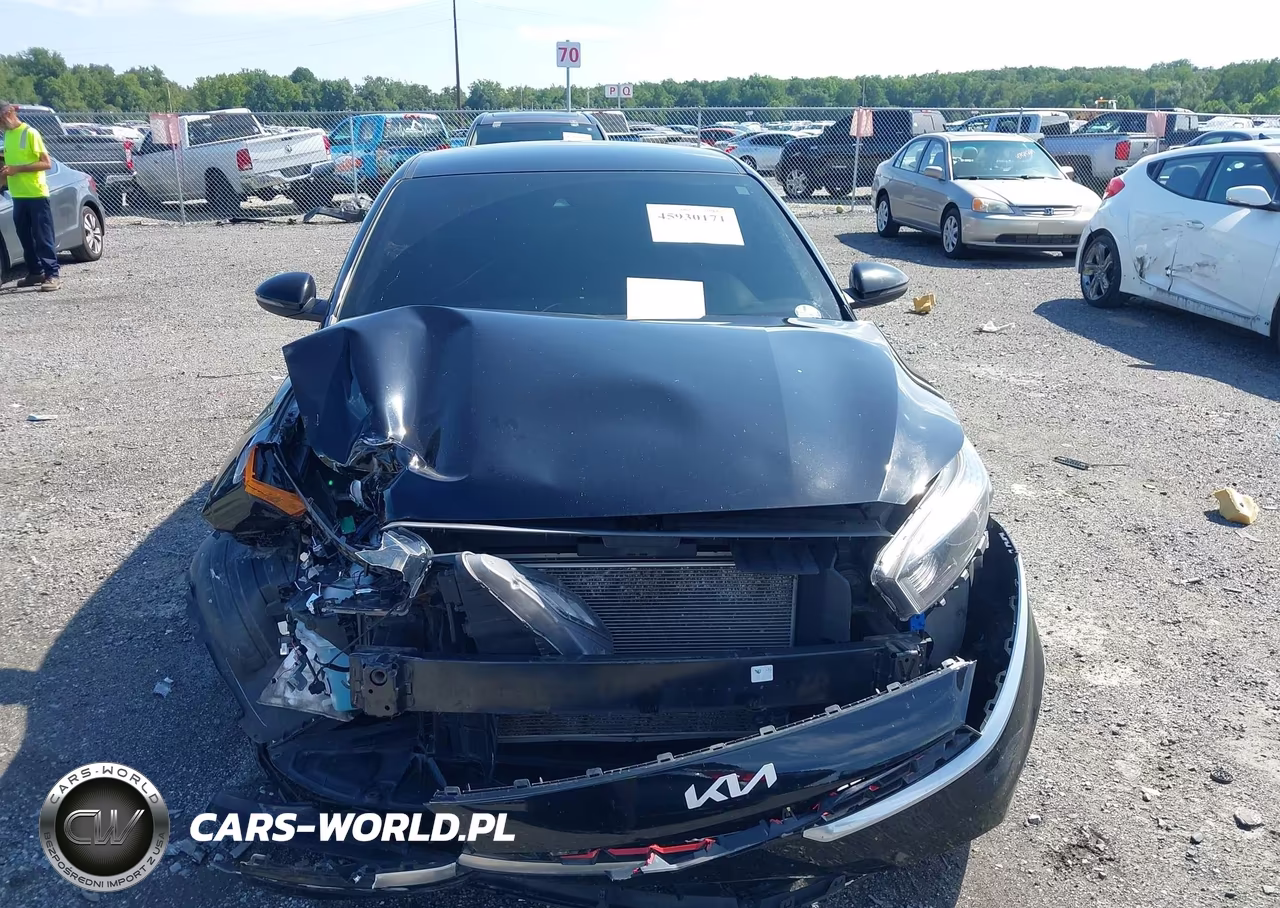 2022 Kia Forte Gt-Line VIN:3KPF54AD3NE423836 - 12