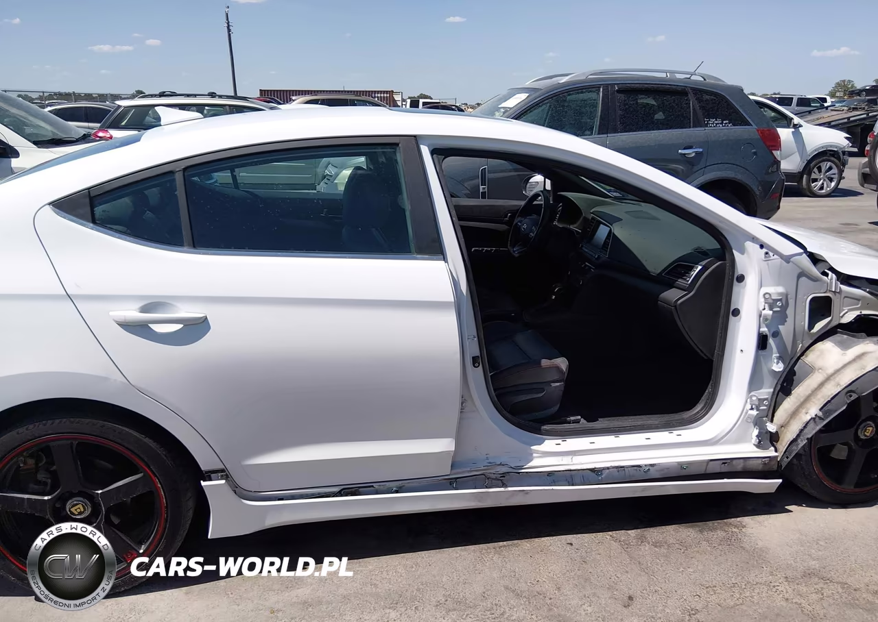 2018 Hyundai Elantra Sport VIN:KMHD04LB0JU554957 - 14