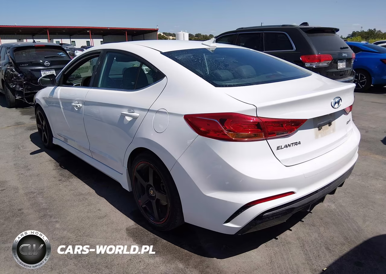 2018 Hyundai Elantra Sport VIN:KMHD04LB0JU554957 - 3