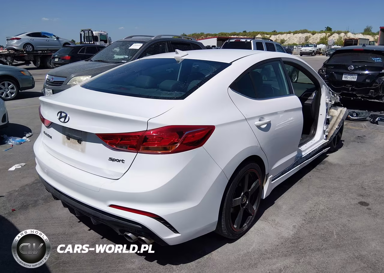 2018 Hyundai Elantra Sport VIN:KMHD04LB0JU554957 - 4
