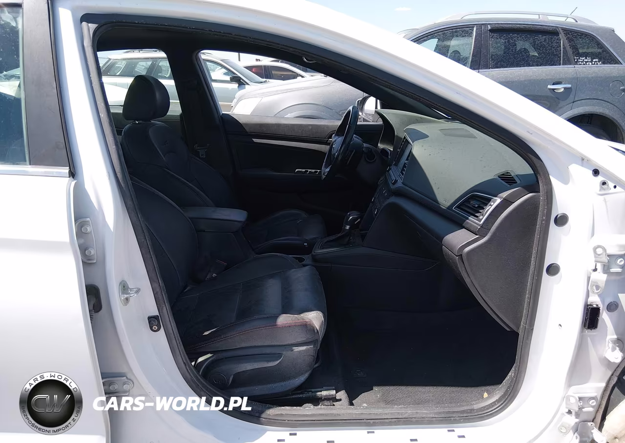 2018 Hyundai Elantra Sport VIN:KMHD04LB0JU554957 - 5