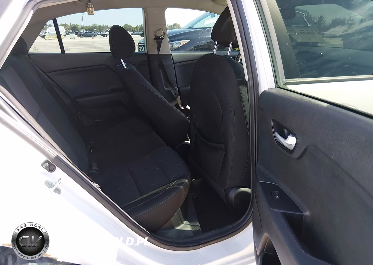 2021 Kia Rio S VIN:3KPA24AD2ME387980 - 8
