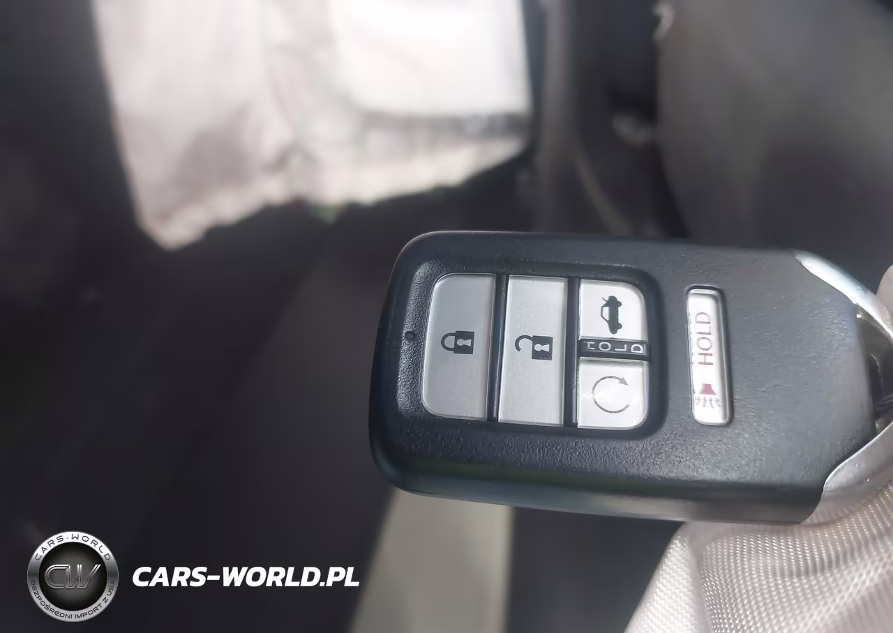 2018 Honda Accord Touring 2.0T VIN:1HGCV2F93JA049013 - 11