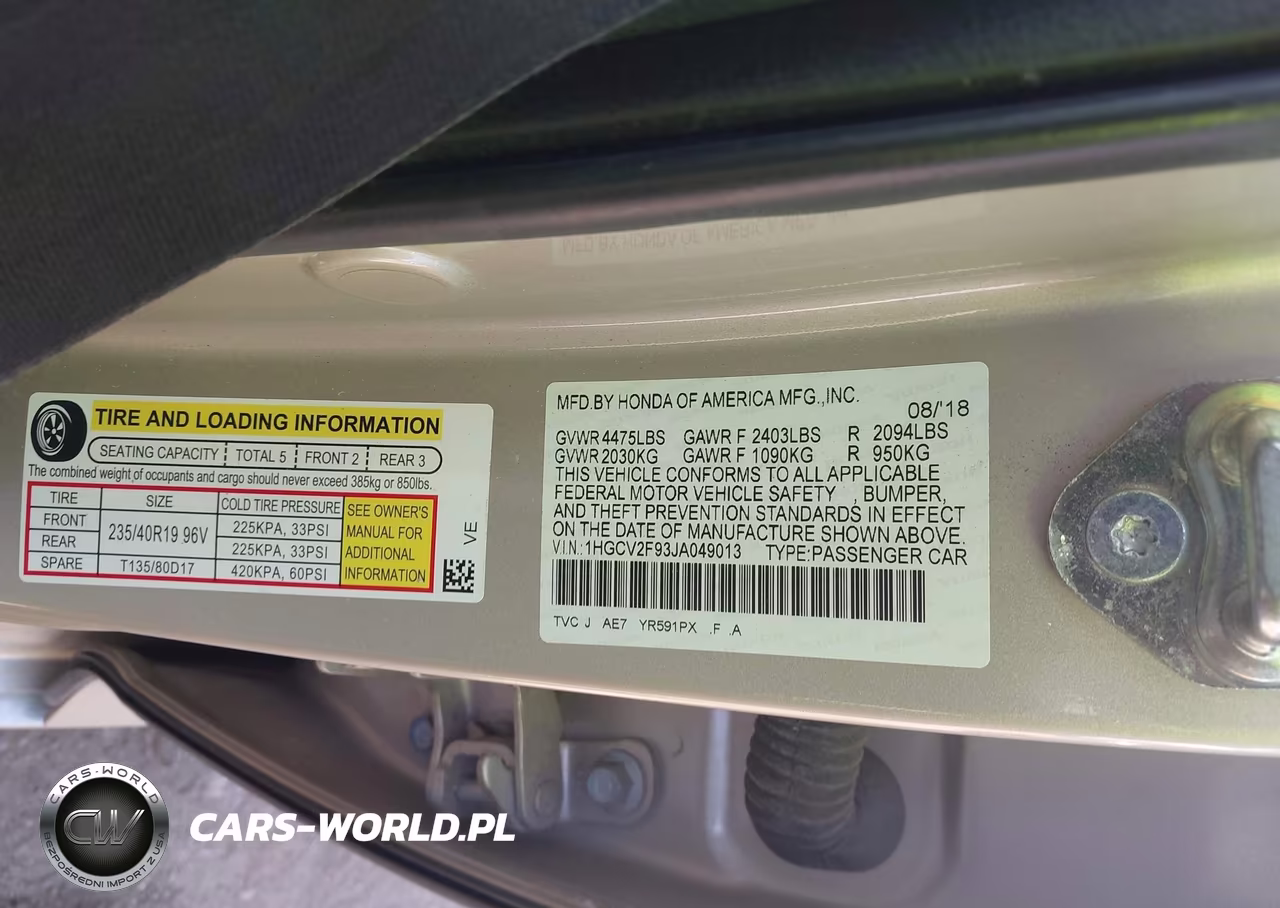 2018 Honda Accord Touring 2.0T VIN:1HGCV2F93JA049013 - 9