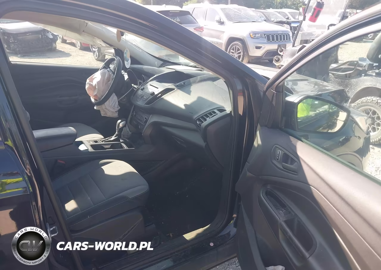 2017 Ford Escape S VIN:1FMCU0F75HUE21234 - 5