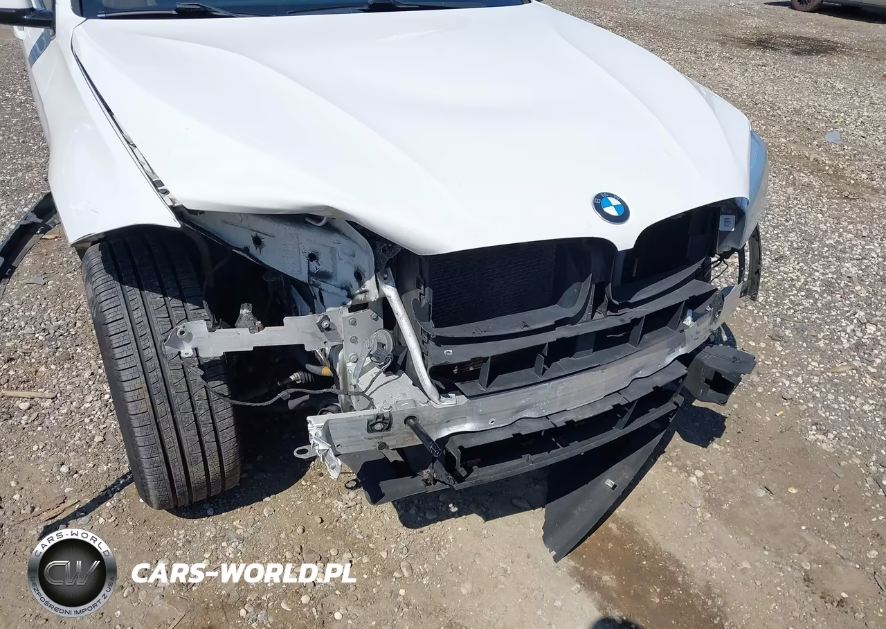 2017 BMW X5 xDrive35I VIN:5UXKR0C3XH0X80720 - 6