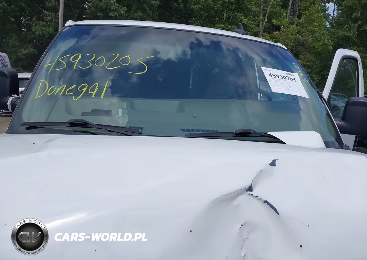 2019 Chevrolet Express 2500 Work Van VIN:1GCWGAFPXK1171612 - 10