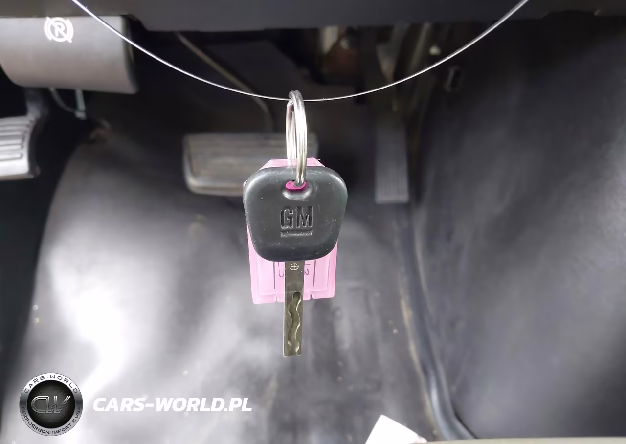 2019 Chevrolet Express 2500 Work Van VIN:1GCWGAFPXK1171612 - 11